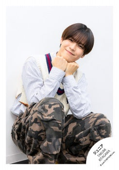 【No.JR26-384】Profile photo off-shot 2026