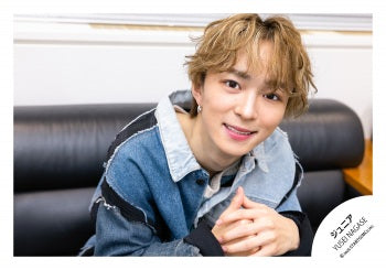【No.JR26-421】Profile photo off-shot 2026