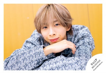 【No.JR26-448】Profile photo off-shot 2026
