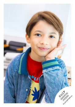 【No.JR26-498】Profile photo off-shot 2026