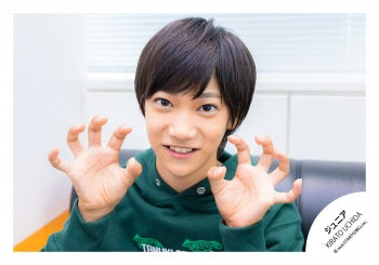 【No.JR26-530】Profile photo off-shot 2026