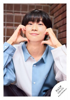 【No.JR26-536】Profile photo off-shot 2026
