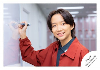 【No.JR26-552】Profile photo off-shot 2026