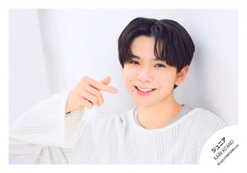 【No.JR26-576】Profile photo off-shot 2026