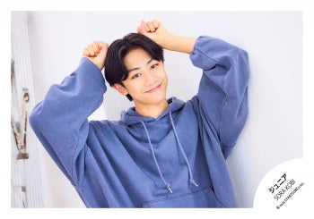 【No.JR26-585】Profile photo off-shot 2026