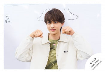【No.JR26-690】Profile photo off-shot 2026