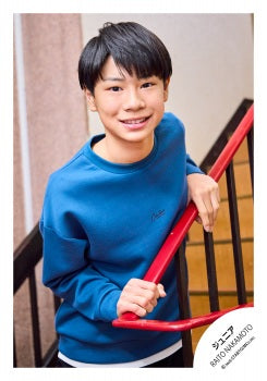 【No.JR26-722】Profile photo off-shot 2026