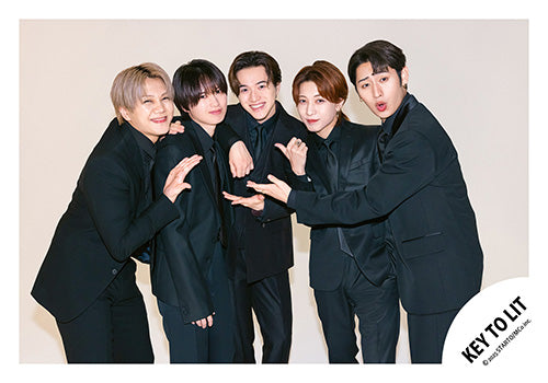 【No.KEY25-039】「KEY TO LIT Arena Tour 2025 WAKE UP THE FOOL」Goods off-shot