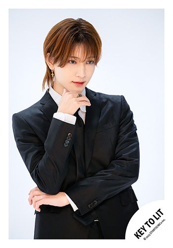 【No.KEY25-087】「KEY TO LIT Arena Tour 2025 WAKE UP THE FOOL」Goods off-shot