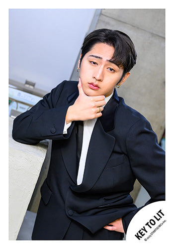 【No.KEY25-095】「KEY TO LIT Arena Tour 2025 WAKE UP THE FOOL」Goods off-shot