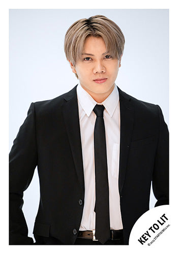 【No.KEY25-110】「KEY TO LIT Arena Tour 2025 WAKE UP THE FOOL」Goods off-shot