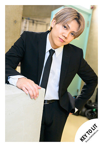 【No.KEY25-116】「KEY TO LIT Arena Tour 2025 WAKE UP THE FOOL」Goods off-shot