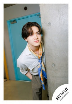 【No.KEY26-104】「KEY TO LIT Arena Tour 2026 NEO CLASSICS」goods off-shot