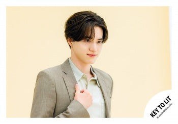 【No.KEY26-105】「KEY TO LIT Arena Tour 2026 NEO CLASSICS」goods off-shot