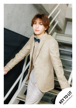 【No.KEY26-125】「KEY TO LIT Arena Tour 2026 NEO CLASSICS」goods off-shot