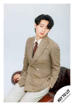 【No.KEY26-133】「KEY TO LIT Arena Tour 2026 NEO CLASSICS」goods off-shot
