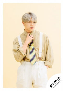 【No.KEY26-143】「KEY TO LIT Arena Tour 2026 NEO CLASSICS」goods off-shot