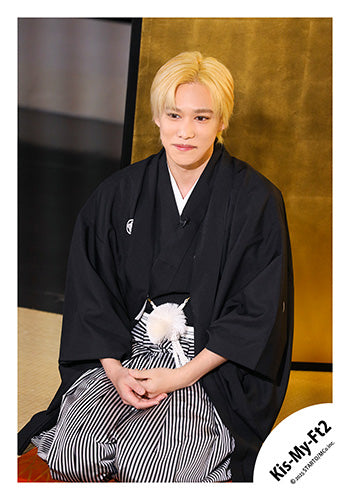 【No.KMF25-019】Single「Curtain call」MV,jacket & Special video off-shot