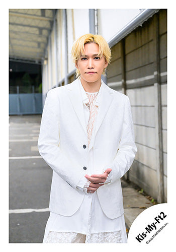 【No.KMF25-021】Single「Curtain call」MV,jacket & Special video off-shot