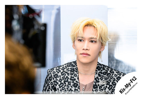 【No.KMF25-023】Single「Curtain call」MV,jacket & Special video off-shot