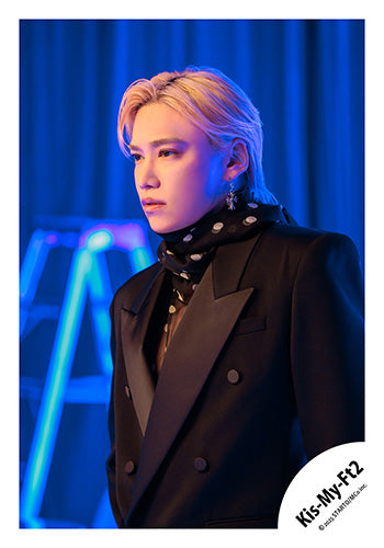 【No.KMF25-025】Single「Curtain call」MV,jacket & Special video off-shot