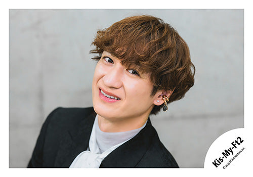 【No.KMF25-046】Single「Curtain call」MV,jacket & Special video off-shot