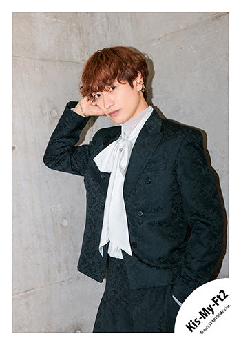 【No.KMF25-049】Single「Curtain call」MV,jacket & Special video off-shot