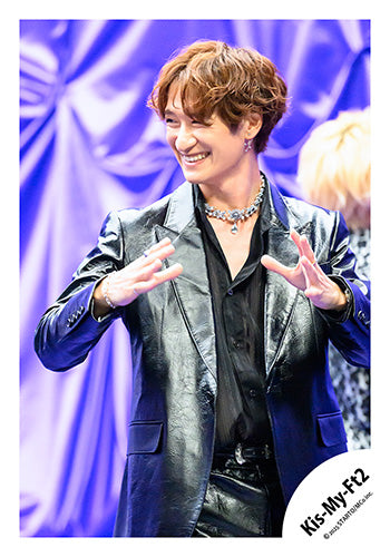 【No.KMF25-050】Single「Curtain call」MV,jacket & Special video off-shot