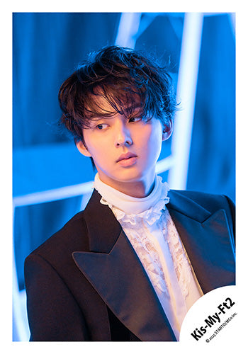 【No.KMF25-084】Single「Curtain call」MV,jacket & Special video off-shot