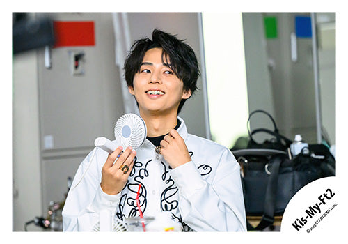 【No.KMF25-085】Single「Curtain call」MV,jacket & Special video off-shot