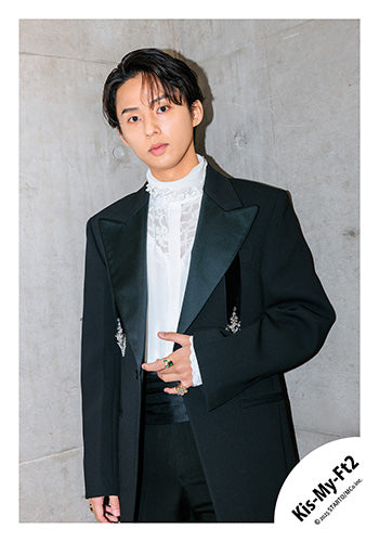 【No.KMF25-087】Single「Curtain call」MV,jacket & Special video off-shot