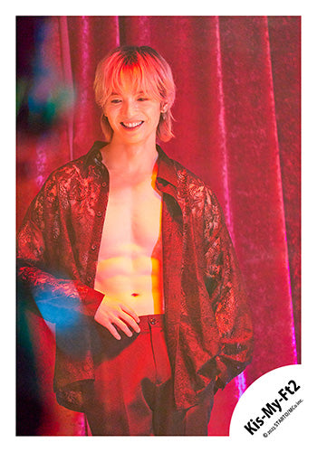 【No.KMF25-096】Single「Curtain call」MV,jacket & Special video off-shot