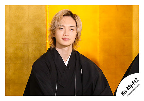 【No.KMF25-102】Single「Curtain call」MV,jacket & Special video off-shot