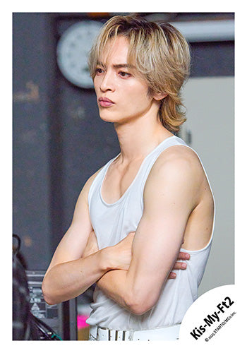 【No.KMF25-112】Single「Curtain call」MV,jacket & Special video off-shot