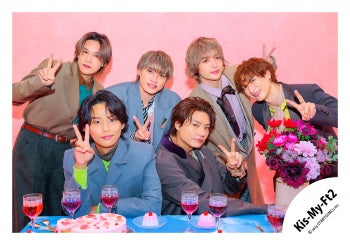 【No.KMF25-409】SINGLE「&Joy」MV & jacket photo off-shot