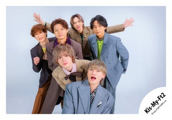 【No.KMF25-415】SINGLE「&Joy」MV & jacket photo off-shot