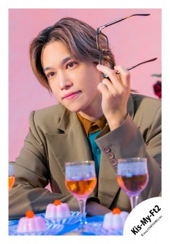 【No.KMF25-422】SINGLE「&Joy」MV & jacket photo off-shot