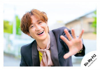 【No.KMF25-440】SINGLE「&Joy」MV & jacket photo off-shot