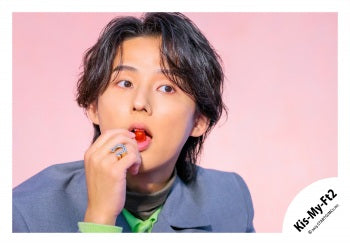 【No.KMF25-458】SINGLE「&Joy」MV & jacket photo off-shot