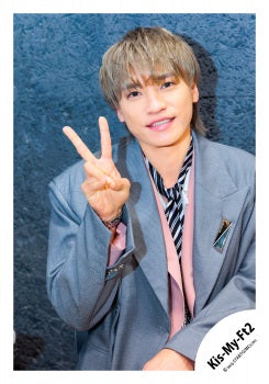 【No.KMF25-471】SINGLE「&Joy」MV & jacket photo off-shot