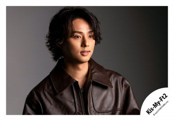 【No.KMF26-205】「Kis-My-Ft2 LIVE TOUR 2026 fan IS ･･････」Goods off-shot