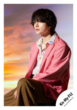 【No.KMF26-210】「Kis-My-Ft2 LIVE TOUR 2026 fan IS ･･････」Goods off-shot