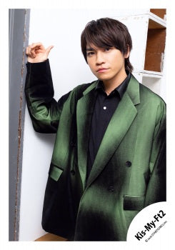【No.KMF26-221】「Kis-My-Ft2 LIVE TOUR 2026 fan IS ･･････」Goods off-shot