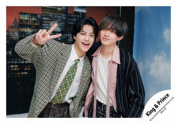 【No.KP26-001】「King & Prince DOME TOUR 2026 STARRING」Goods off-shot