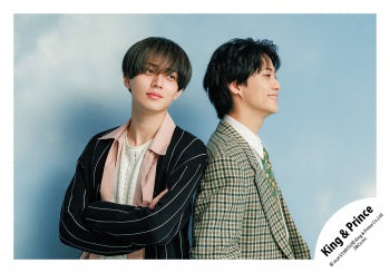 【No.KP26-010】「King & Prince DOME TOUR 2026 STARRING」Goods off-shot