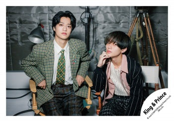 【No.KP26-017】「King & Prince DOME TOUR 2026 STARRING」Goods off-shot