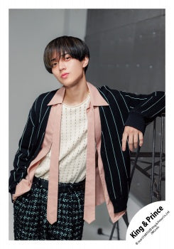 【No.KP26-027】「King & Prince DOME TOUR 2026 STARRING」Goods off-shot