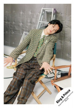 【No.KP26-040】「King & Prince DOME TOUR 2026 STARRING」Goods off-shot