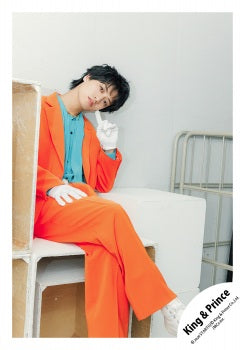 【No.KP26-050】「King & Prince DOME TOUR 2026 STARRING」Goods off-shot