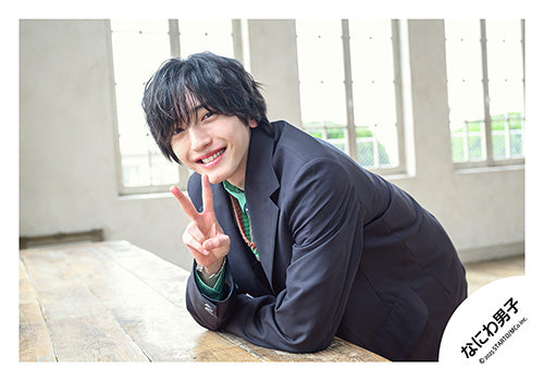 【No.ND25-612】「Naniwa Danshi LIVE TOUR 2025 'BON BON VOYAGE'」Goods off-shot